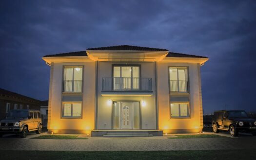 „The Mansion” by Alpha City Residence